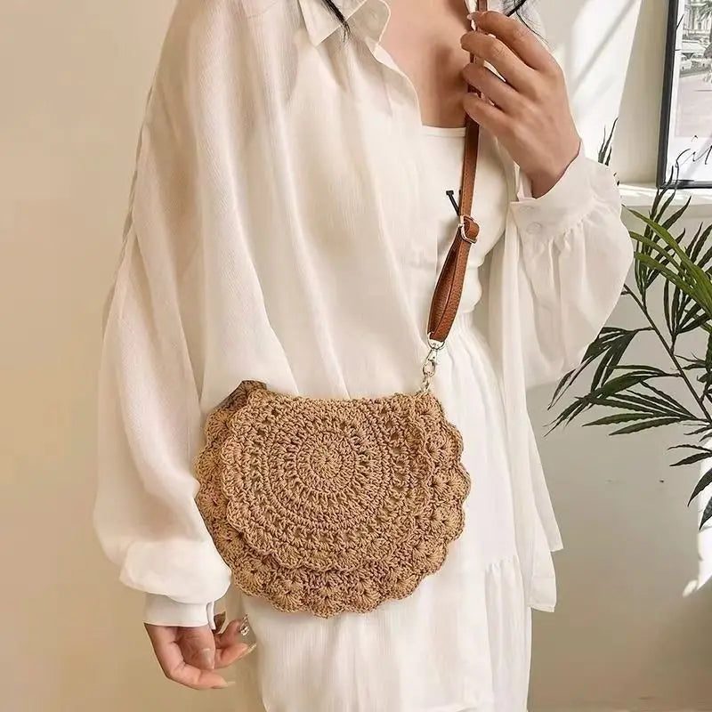 Woven Crossbody Bag for Women Vintage Floral Beach Shoulder Bag