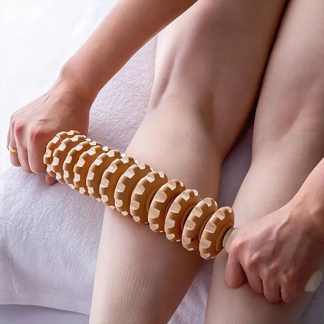 Wood Body Massage Roller Anti Slip Handle for Arms Legs Back Muscle Relaxation