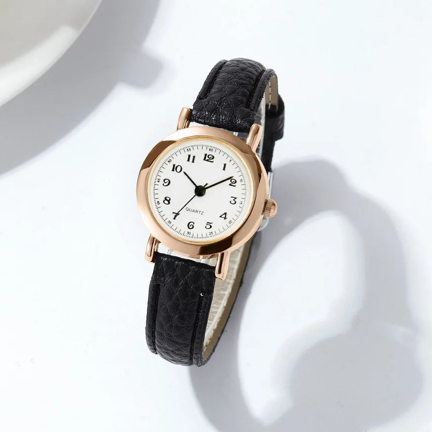 Women Quartz Leather Strap Fashion Wrist Watch