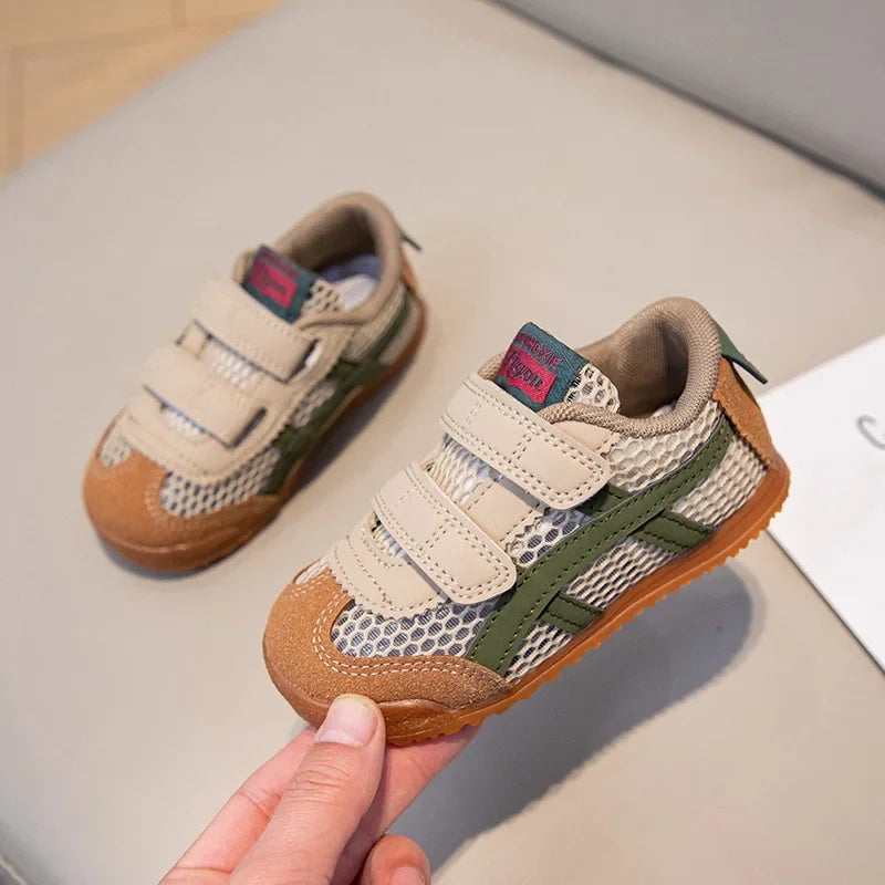 Kids Casual Sneakers Soft Sole Non Slip Sports Shoes for Boys & Girls