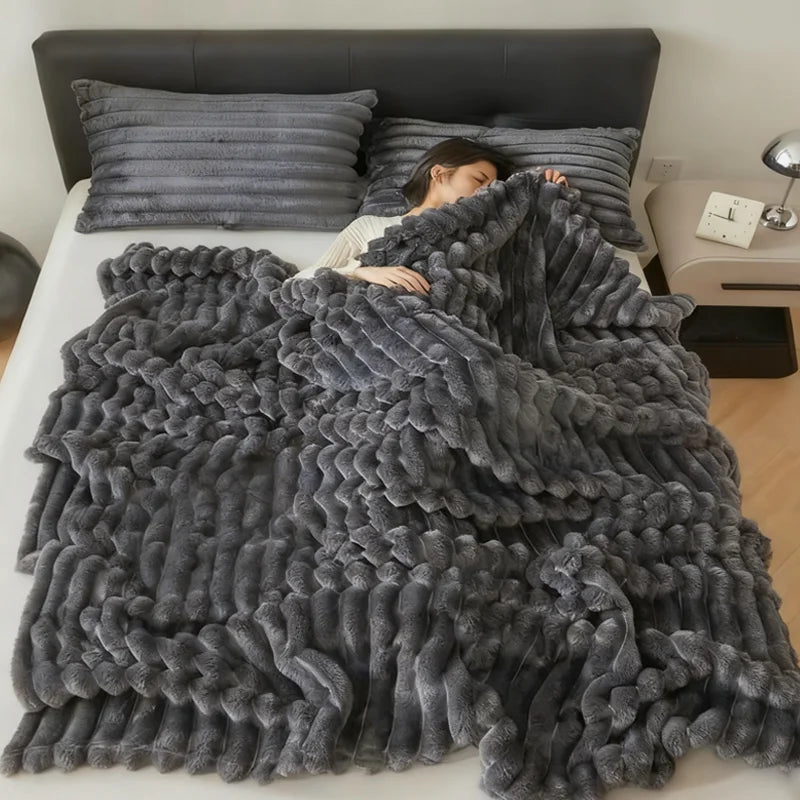Soft Fluffy Throw Blanket 250GSM Warm Striped Bed Blanket for Winter