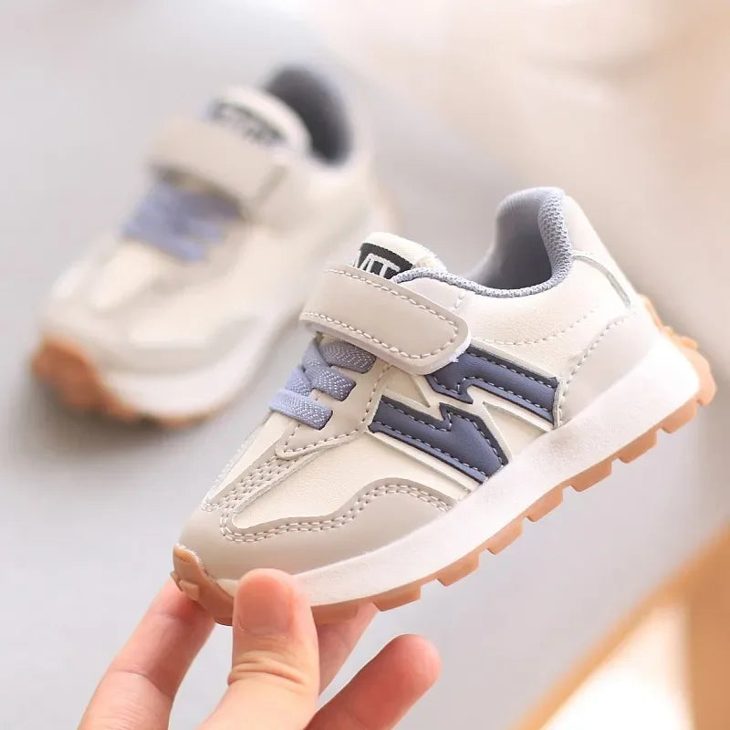 Kids Breathable Sports Sneakers Lightweight Non Slip Running Shoes
