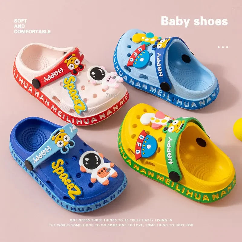 Kids Cartoon Garden Clogs Sandals Anti-Slip Summer Beach Shoes Soft EVA Slippers for Boys and Girls