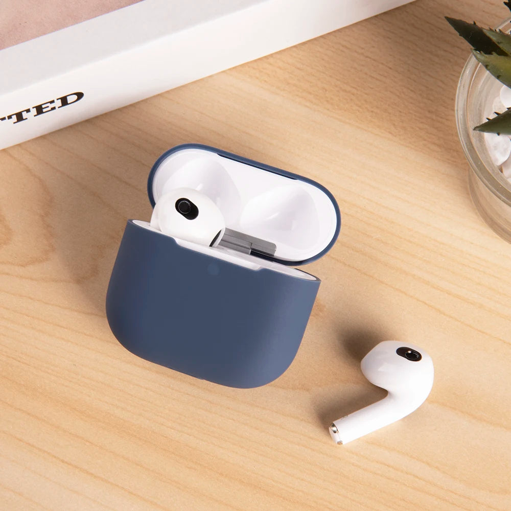 AirPods 4 Silicone Case Shockproof Wireless Charging Cover