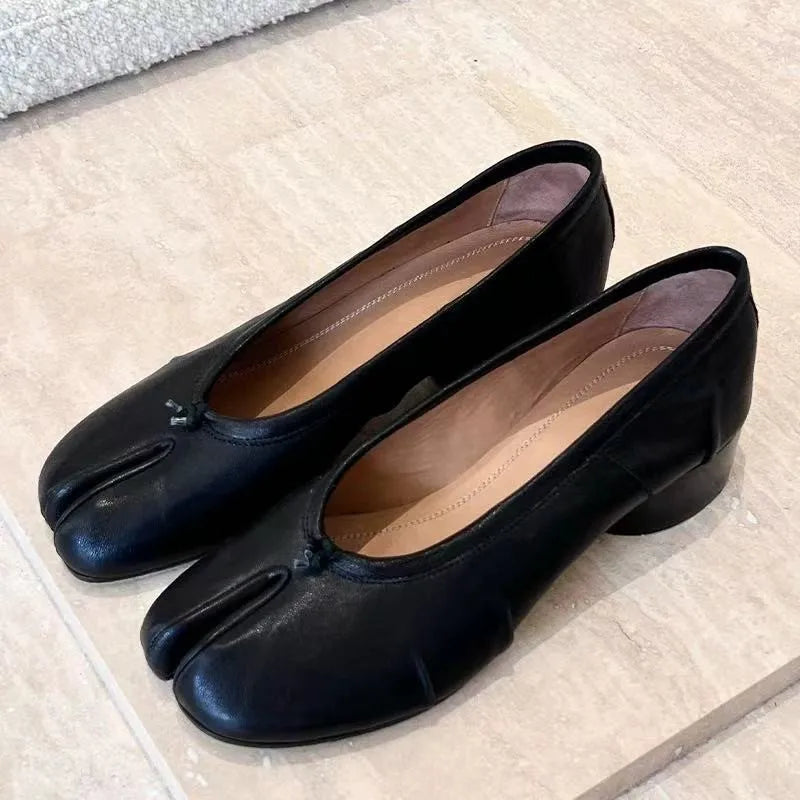 Women Tabi Split Toe Pumps Microfiber Leather Low Heel Pleated Loafers Casual Shoes Summer