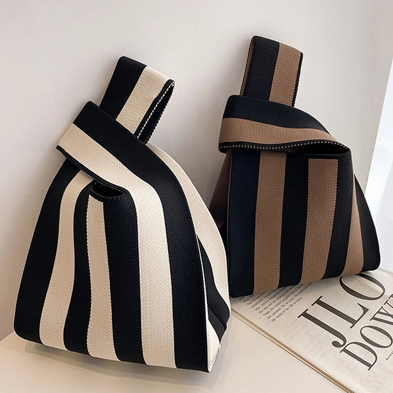 Handmade Knit Knot Handbag Style Mini Wrist Tote Bag for Women