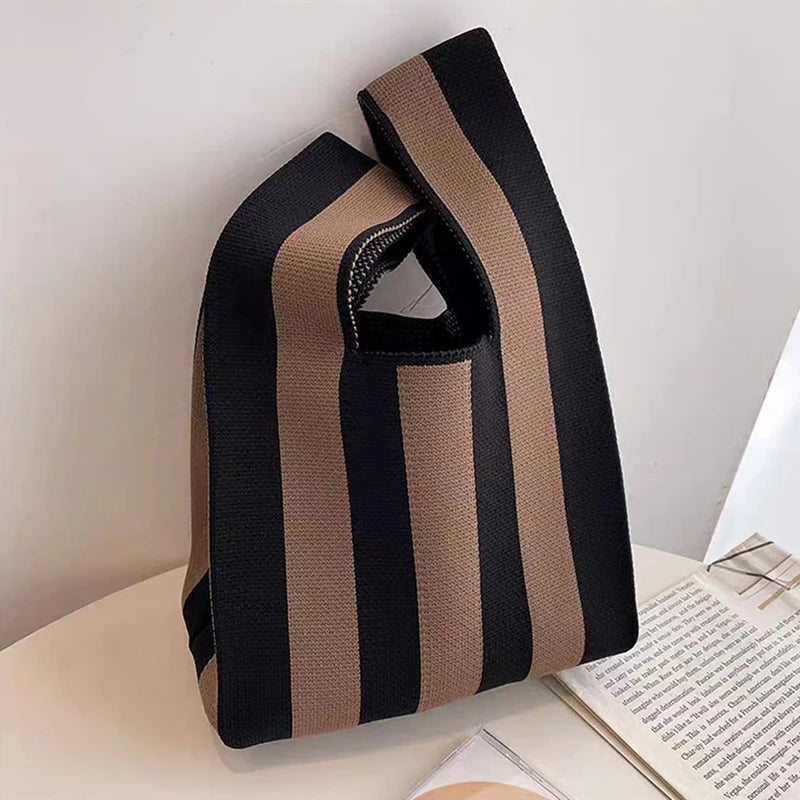 Handmade Knit Knot Handbag Style Mini Wrist Tote Bag for Women