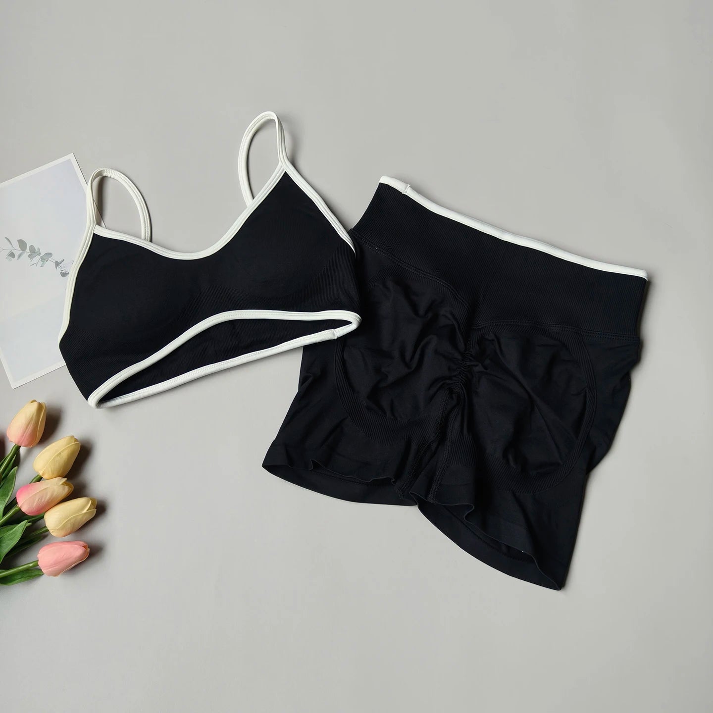 Peach Buttock Yoga Set Women Gym Seamless Suspender Bra High Waist Hip Lifting Shorts Fitness Set