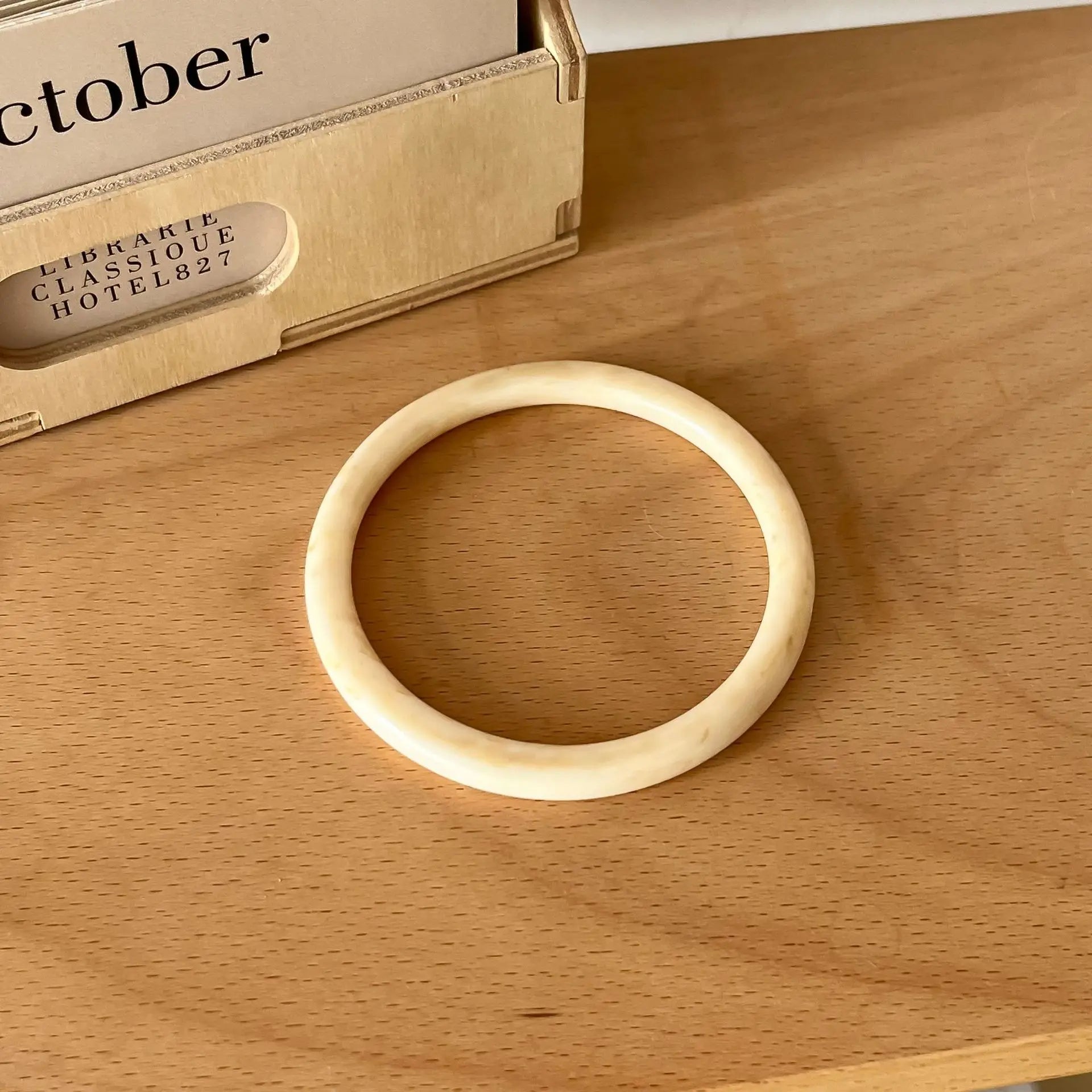 Resin Bracelet for Women Vintage Acrylic Korean Style Elegant Simple Jewelry