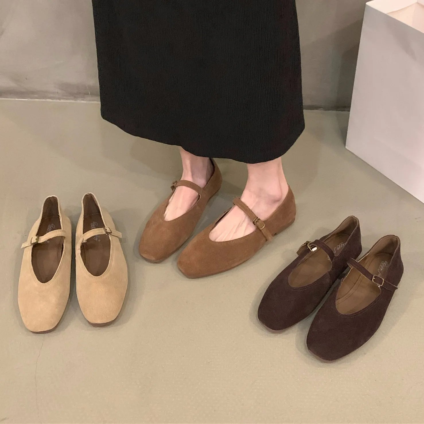 Women Soft Leather Ballet Flats Round Toe Slip On Casual Shoes