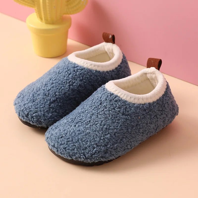 Kids Plush Slippers Warm Winter Indoor Shoes Soft Non-Slip Cozy Home Slippers for Boys and Girls