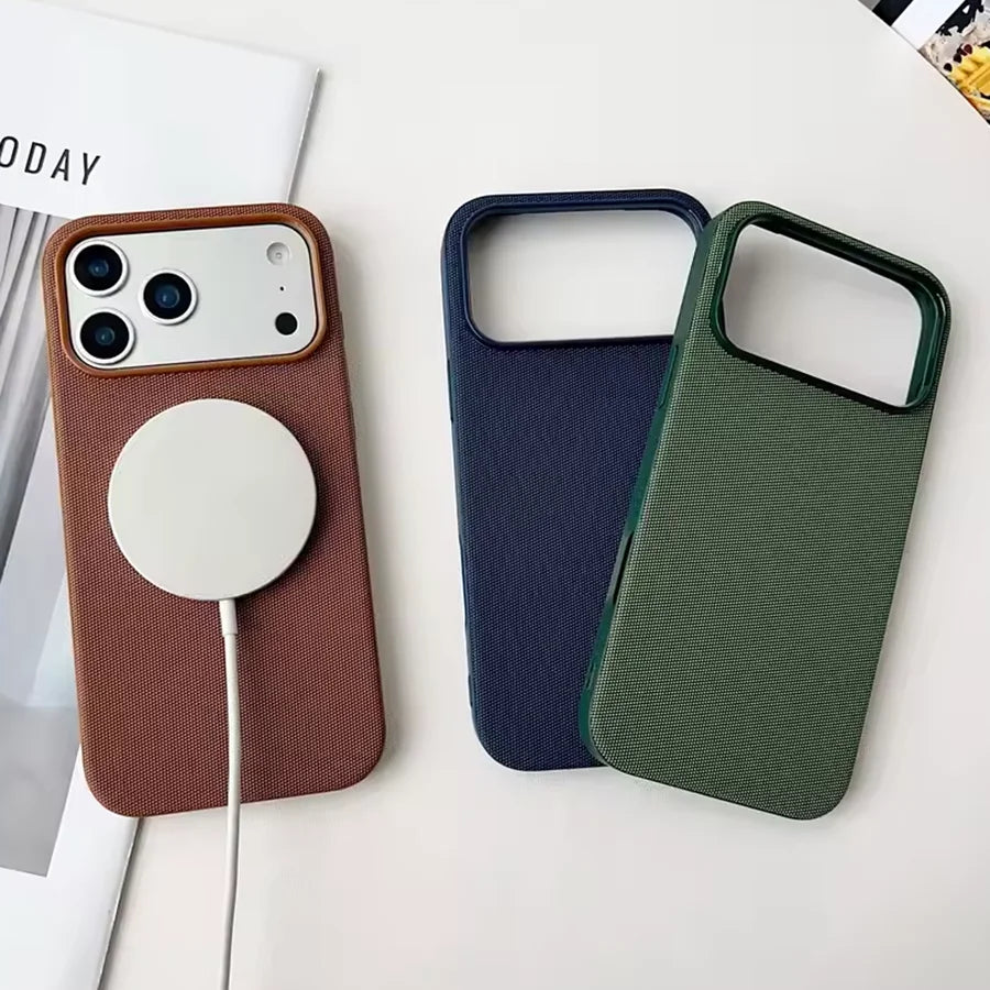 Woven Texture iPhone Case – MagSafe Compatible Protective Cover
