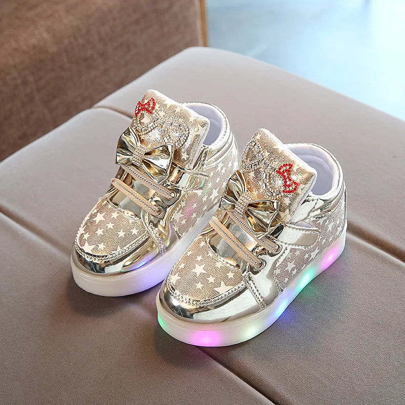 Kids LED Light Up Sneakers Flashing Glow Shoes for Girls