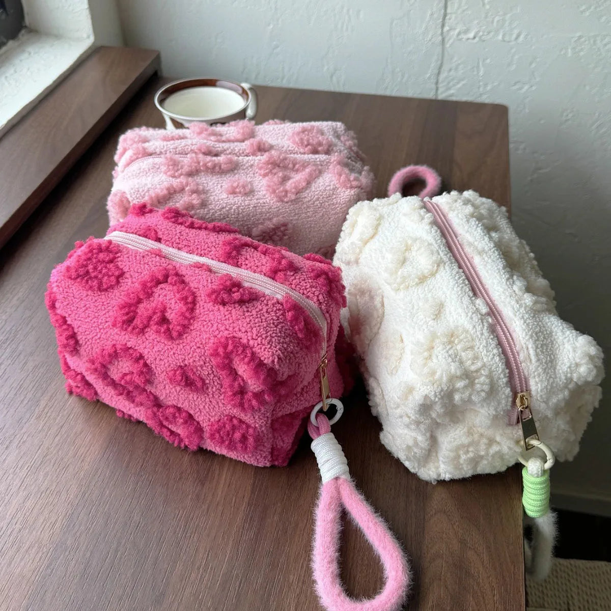 Plush Makeup Bag with Handle Travel Cosmetic Organizer Cute Love Print Storage Pouch
