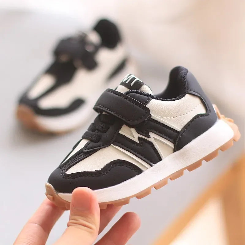 Kids Breathable Sports Sneakers Lightweight Non Slip Running Shoes