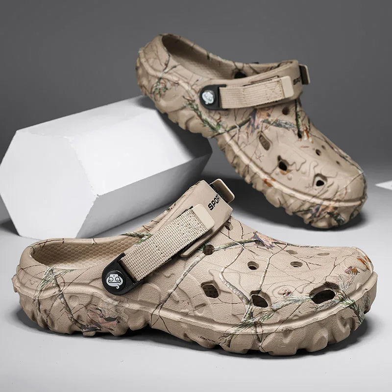Men Camo Clogs Outdoor Garden Shoes Non Slip Lightweight Slip On Sandals Durable Beach Crocs Style
