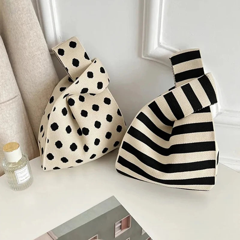 Handmade Knit Knot Handbag Style Mini Wrist Tote Bag for Women
