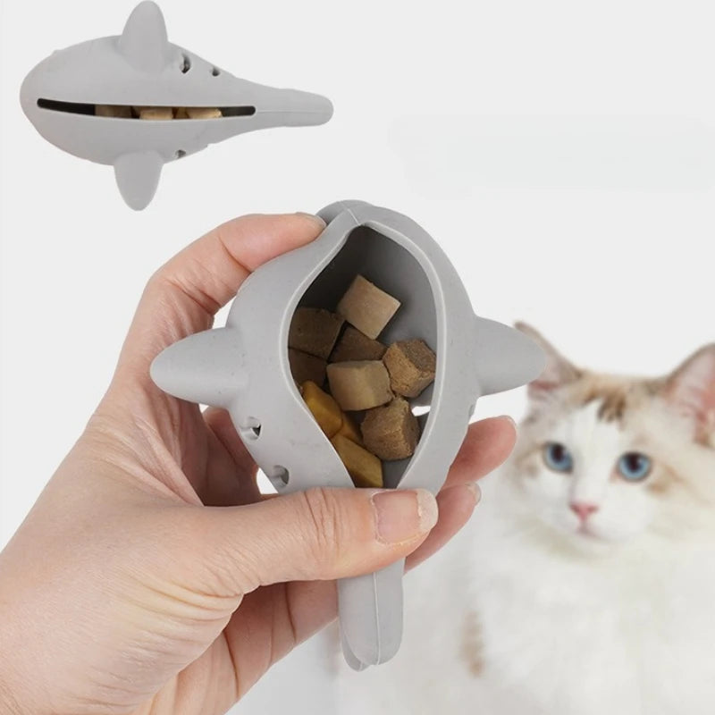 Interactive Fish Cat Chew Toy with Food Leakage