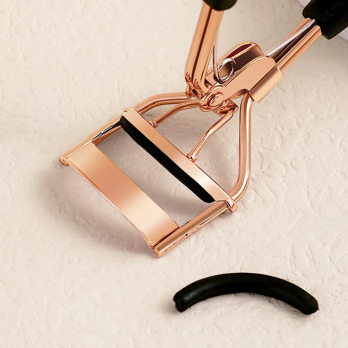 Eyelash Curler Portable Stainless Steel 15 Silicone Pads Lash Curling Tool Extensions