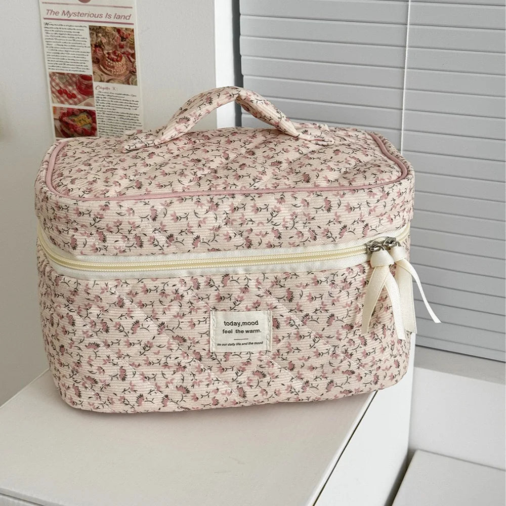 Floral Cosmetic Bag Travel Organizer Makeup Pouch Large Capacity Toiletry Storage Bag Portable Zipper Handbag