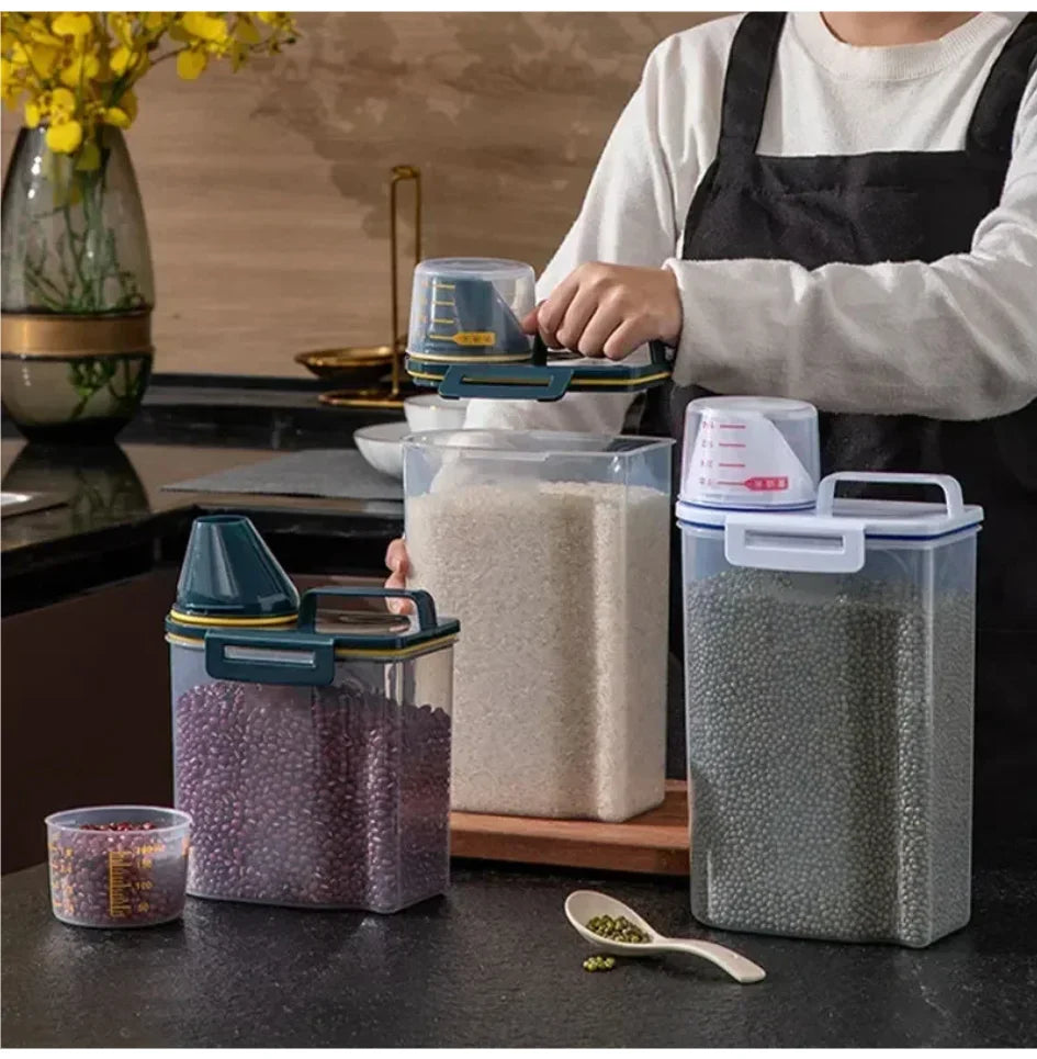 Pet Food Storage Container with Measuring Cup – Airtight Bin for Dog and Cat Food