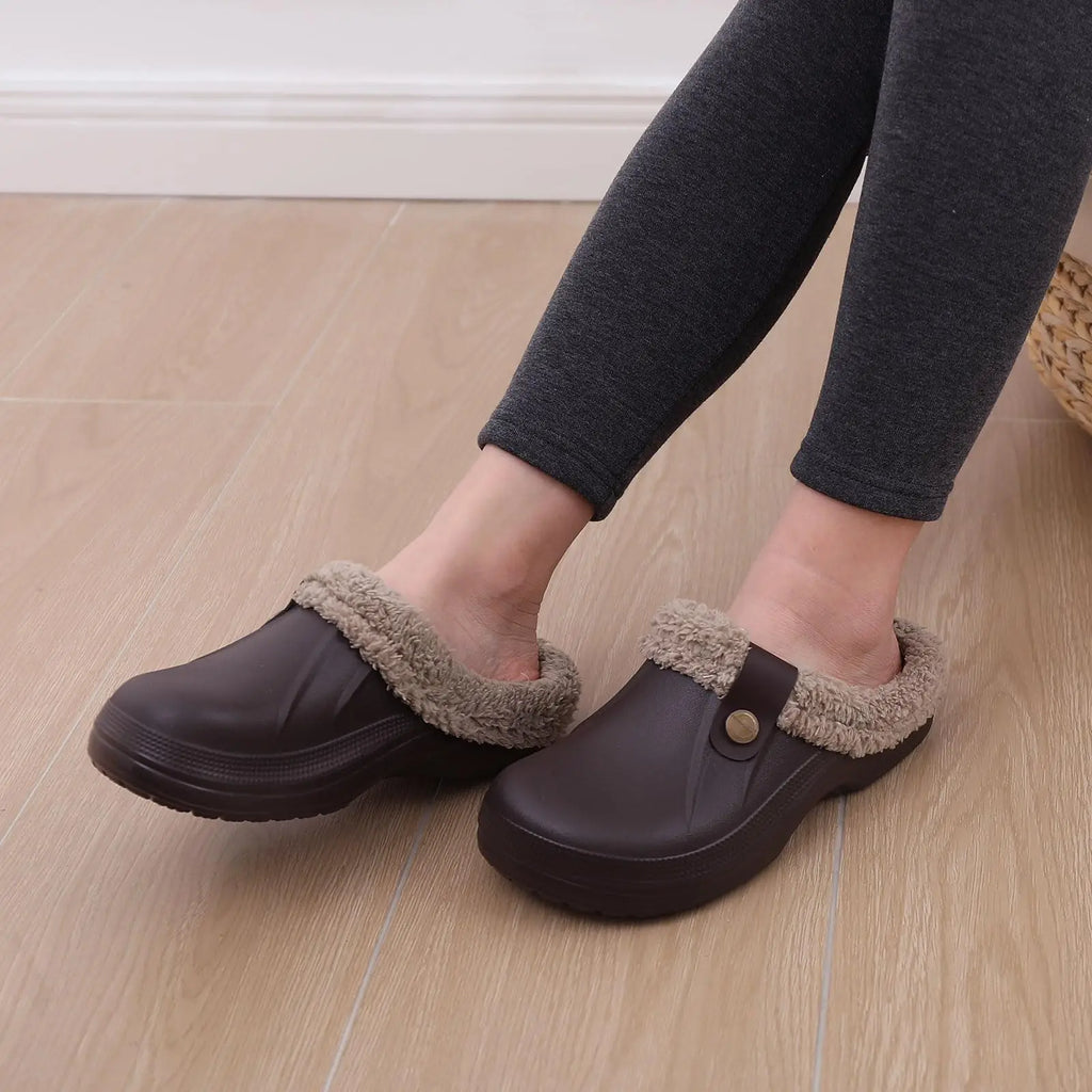 Fleece Lined Clogs Waterproof Winter Slippers Unisex EVA Anti-Slip Cozy Indoor Outdoor Shoes
