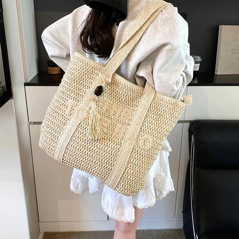 French Style Woven Straw Tote Bag Large Capacity Beach Shoulder Bag