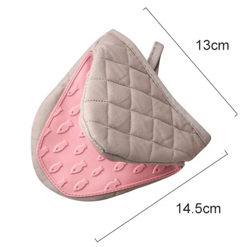 Quilted Oven Mitts with Silicone Grip