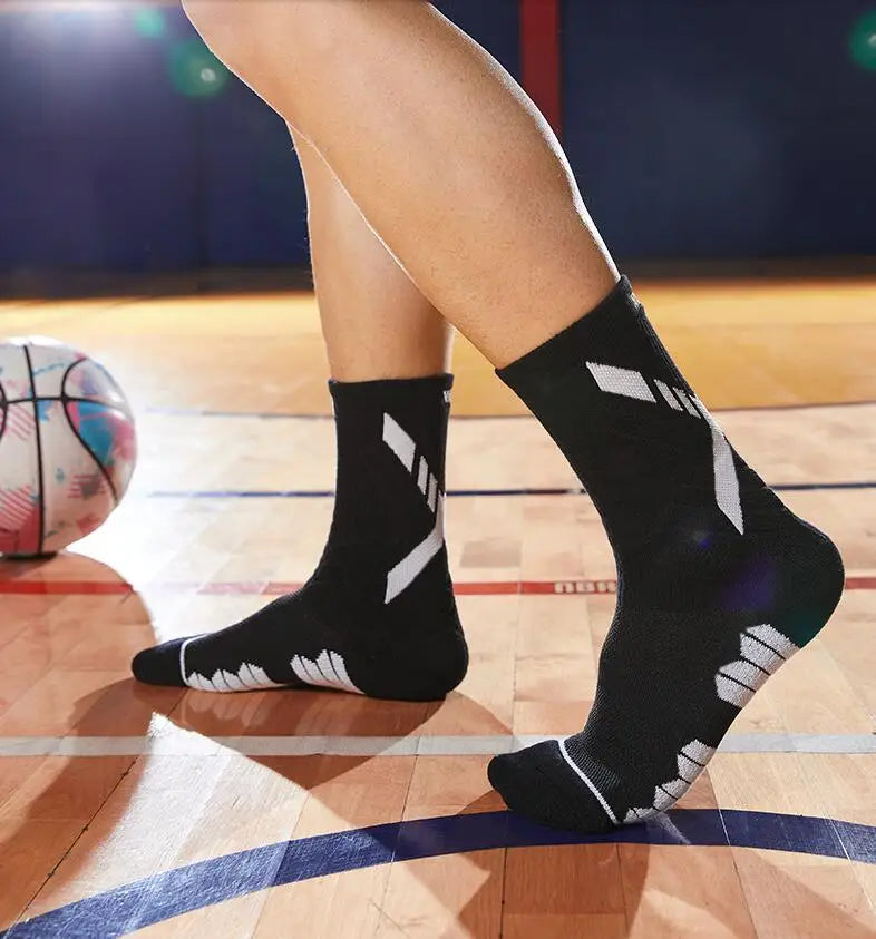 Veidoorn Sport Socks Mid Calf Thick Cushion Non Slip Running Basketball Cycling Socks