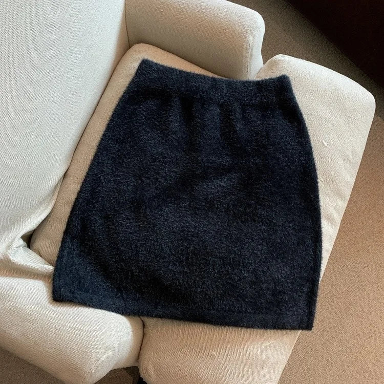 Women Elastic Waist Faux Fur Knit Mini Skirt