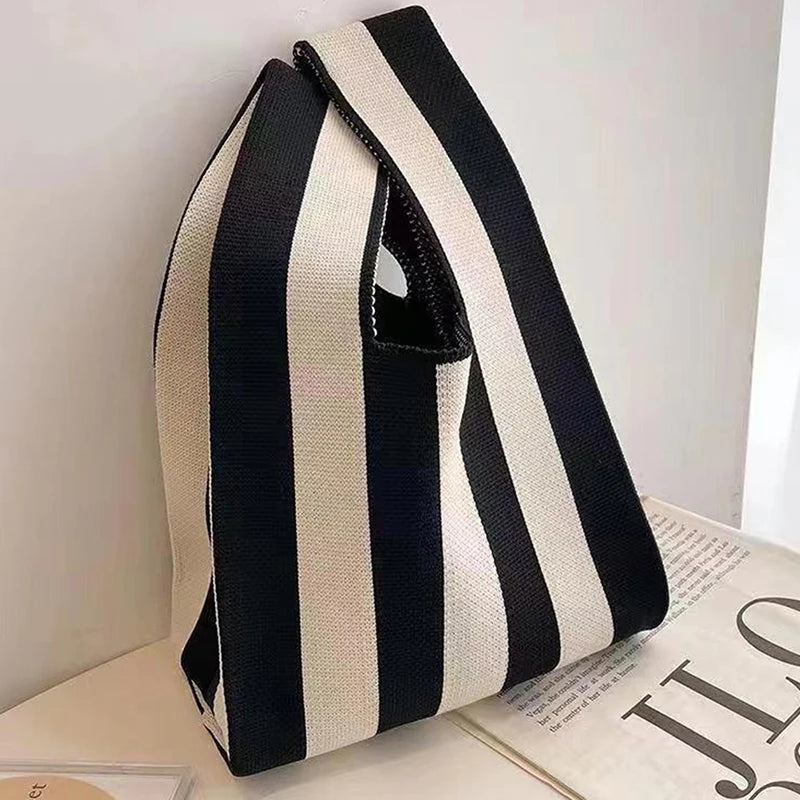 Handmade Knit Knot Handbag Style Mini Wrist Tote Bag for Women