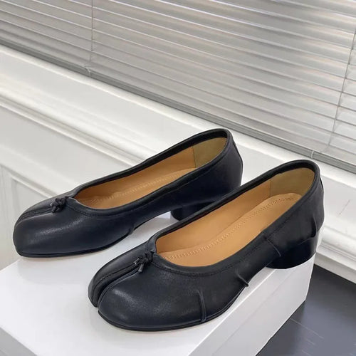 Women Tabi Split Toe Pumps Microfiber Leather Low Heel Pleated Loafers Casual Shoes Summer
