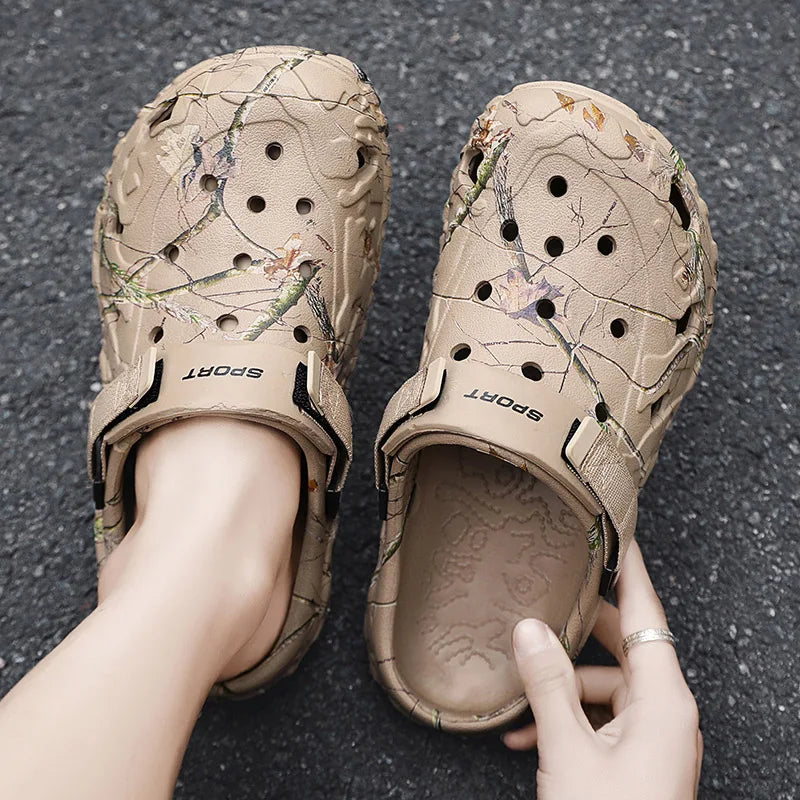 Men Camo Clogs Outdoor Garden Shoes Non Slip Lightweight Slip On Sandals Durable Beach Crocs Style