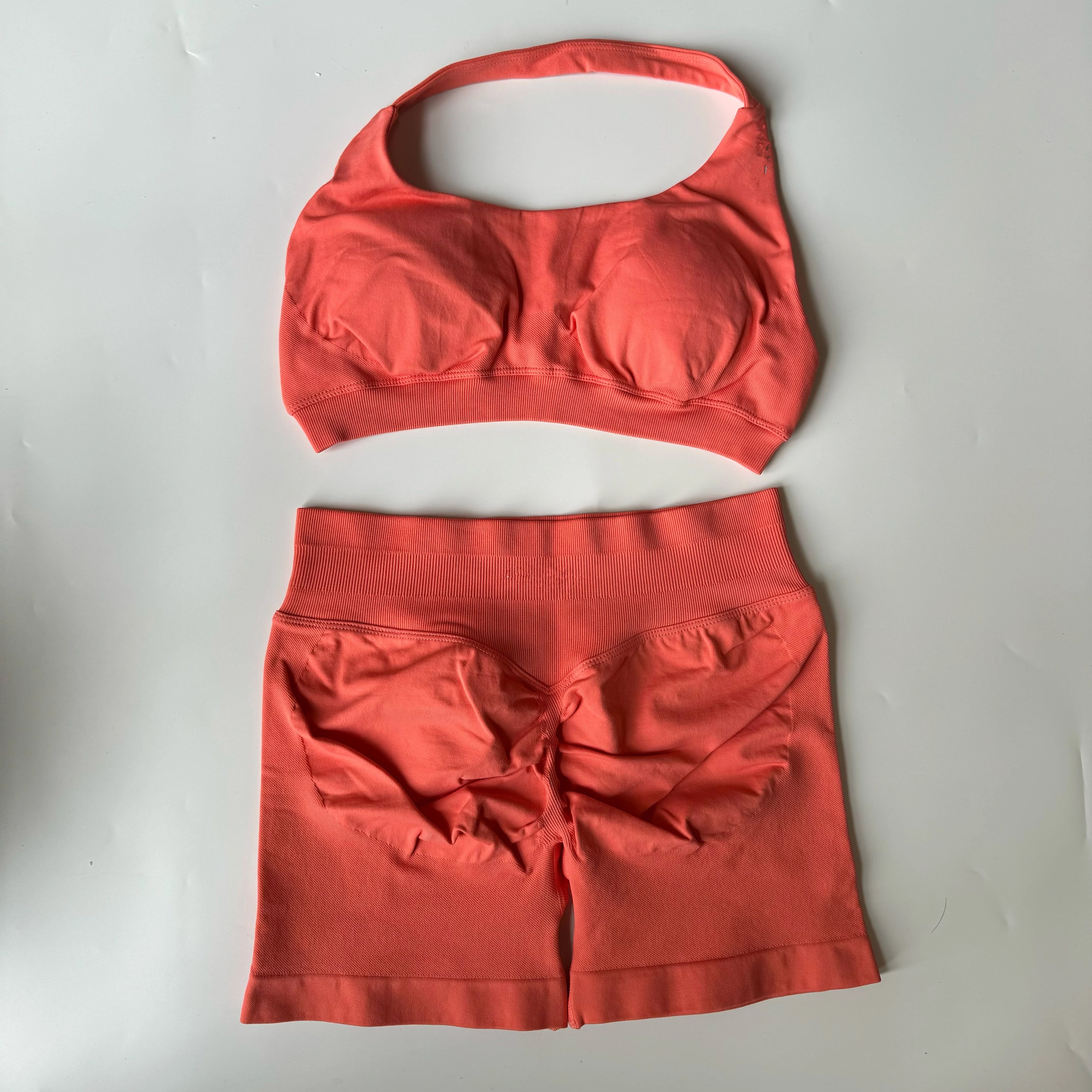 Seamless Yoga Set Halter Sports Bra Scrunch Shorts Gym Workout Fitness Set
