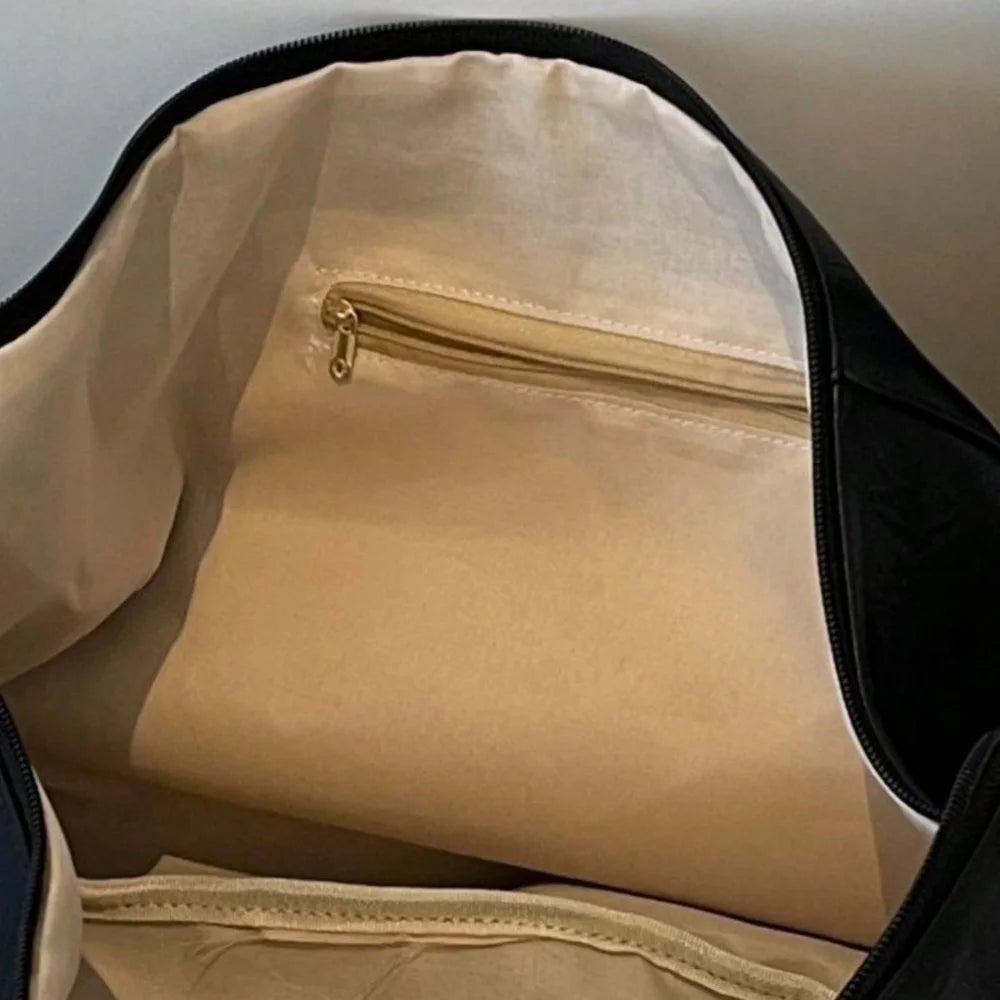 Men Dumpling Shape PU Crossbody Bag Large Capacity Casual Shoulder Bag