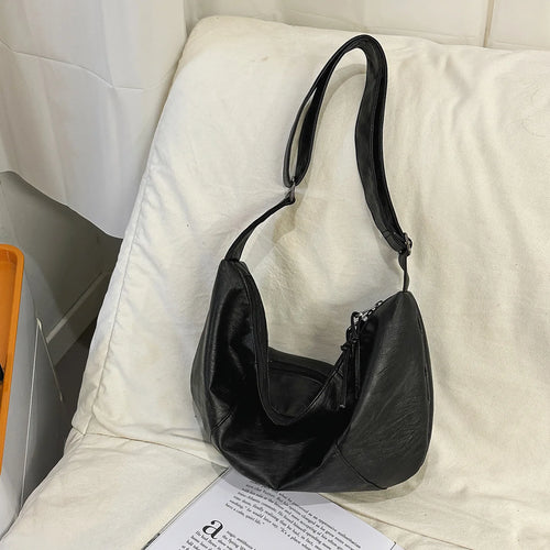 Men Dumpling Crossbody Bag