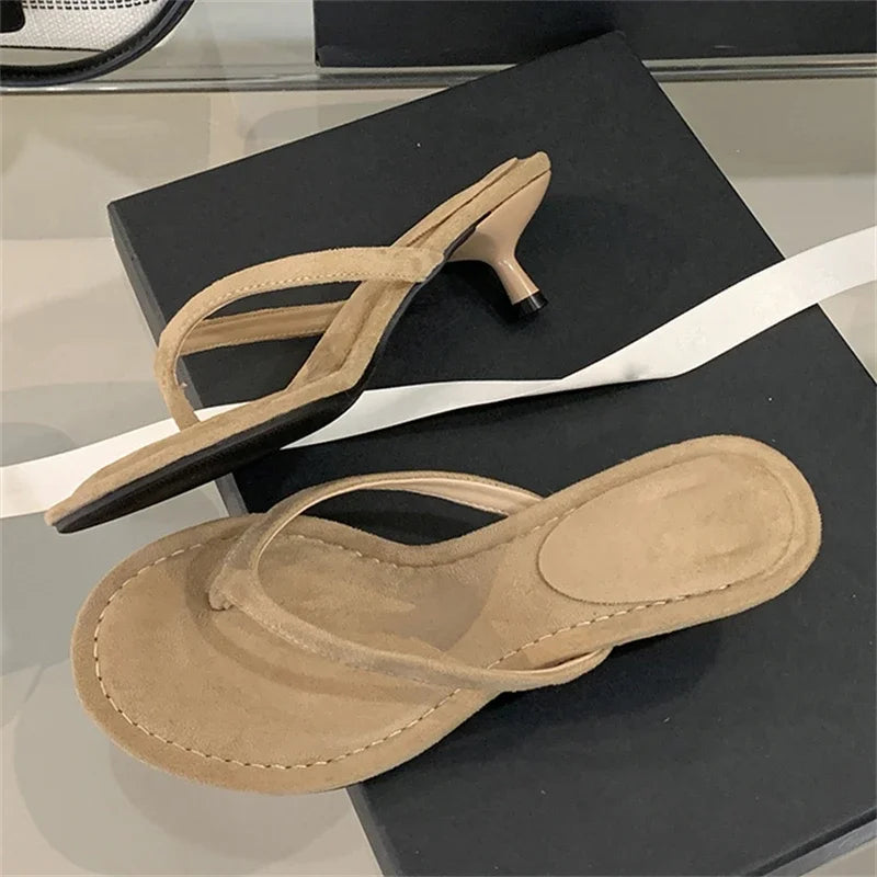 Women Clip Toe Low Heel Slippers Beach Casual Flip Flop Sandals