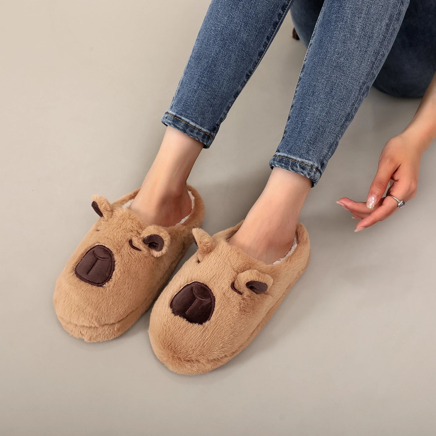 Capybara Plush Slippers Cute Animal Fuzzy Indoor Warm Home Shoes for Women Men