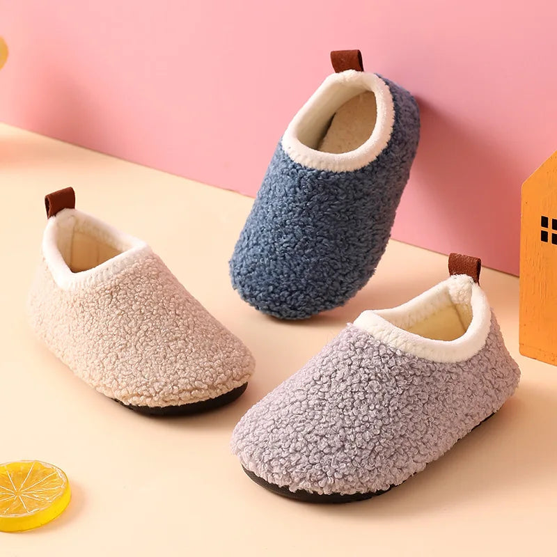 Kids Plush Slippers Warm Winter Indoor Shoes Soft Non-Slip Cozy Home Slippers for Boys and Girls