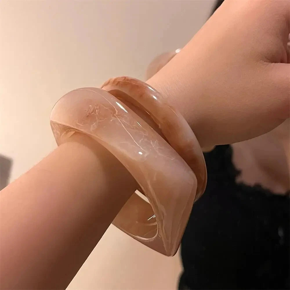 Women Vintage Resin Bangle Bracelet Chunky Geometric Beige Brown Jewelry