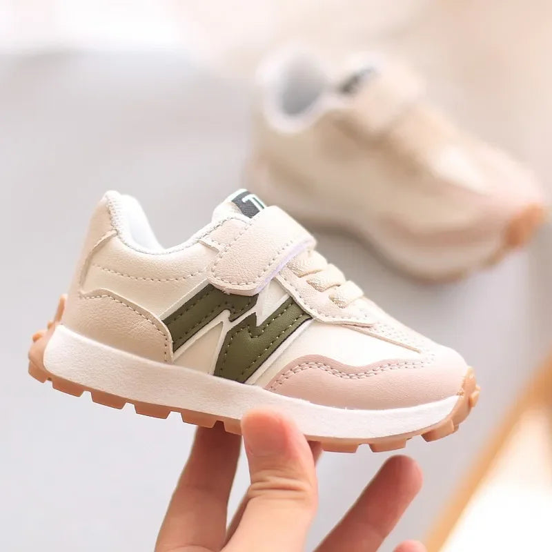 Kids Breathable Sports Sneakers Lightweight Non Slip Running Shoes