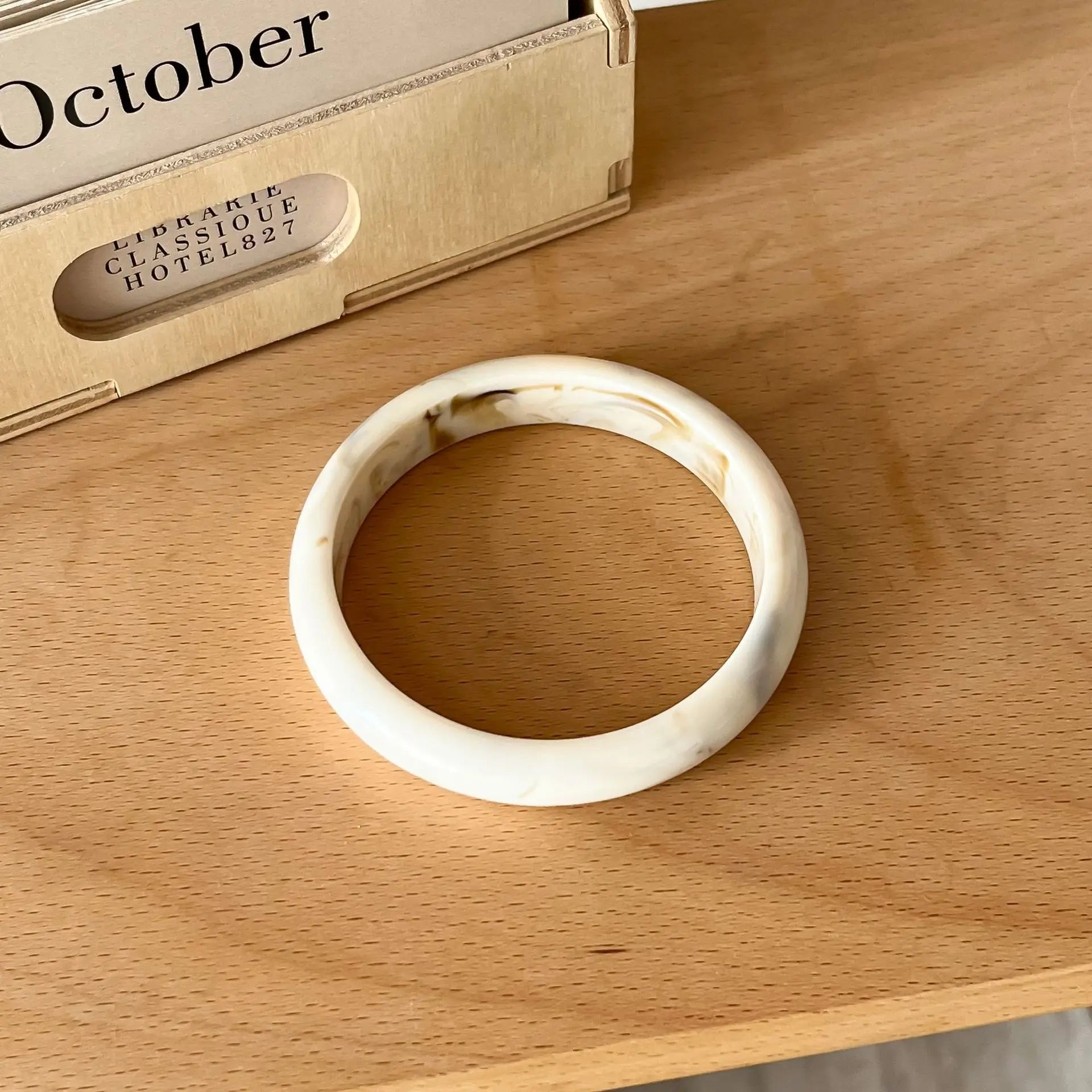 Resin Bracelet for Women Vintage Acrylic Korean Style Elegant Simple Jewelry