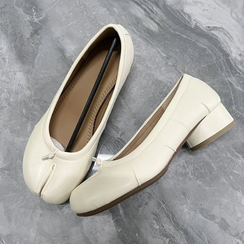Women Tabi Split Toe Pumps Microfiber Leather Low Heel Pleated Loafers Casual Shoes Summer