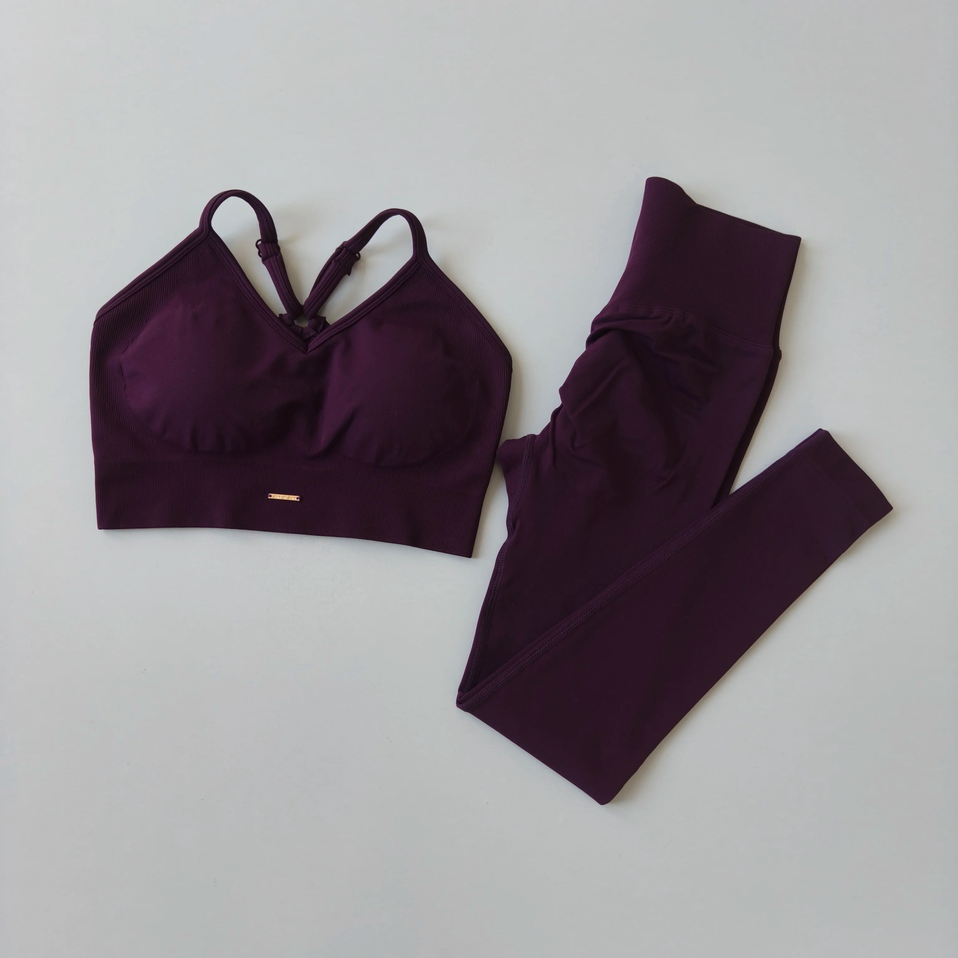 Seamless V Neck Yoga Set Women Sports Bra High Waist Leggings Hip Lift Fitness Outfit