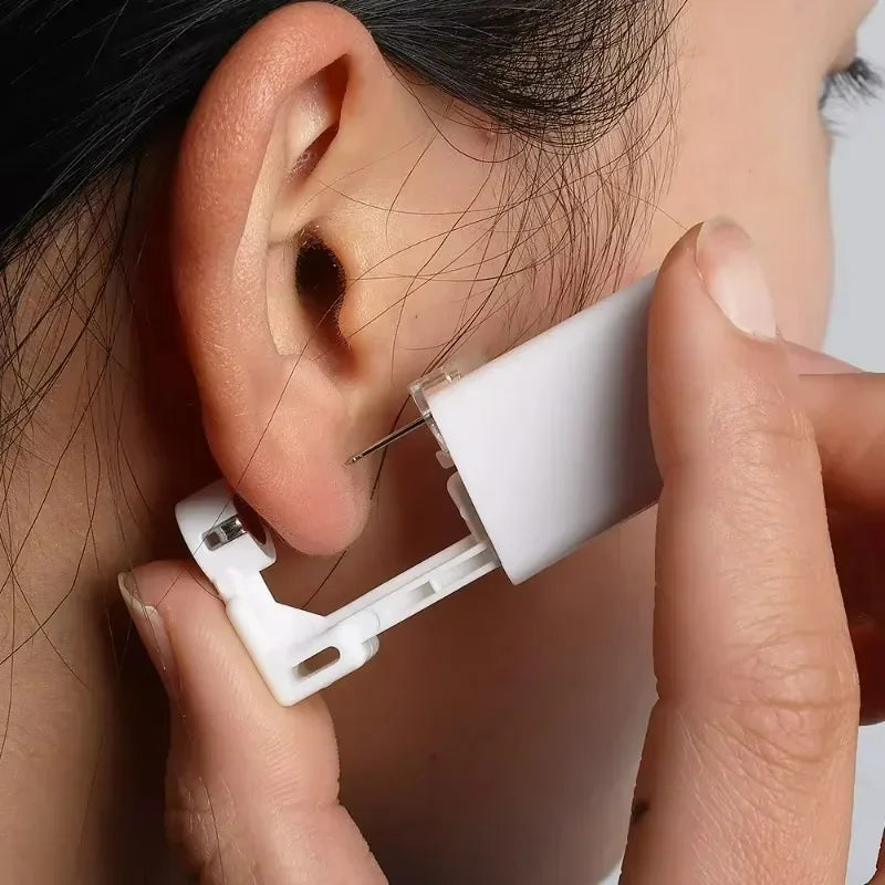 Disposable Ear Piercing Kit – Safe & Easy Ear Piercing Gun Set (5pcs)