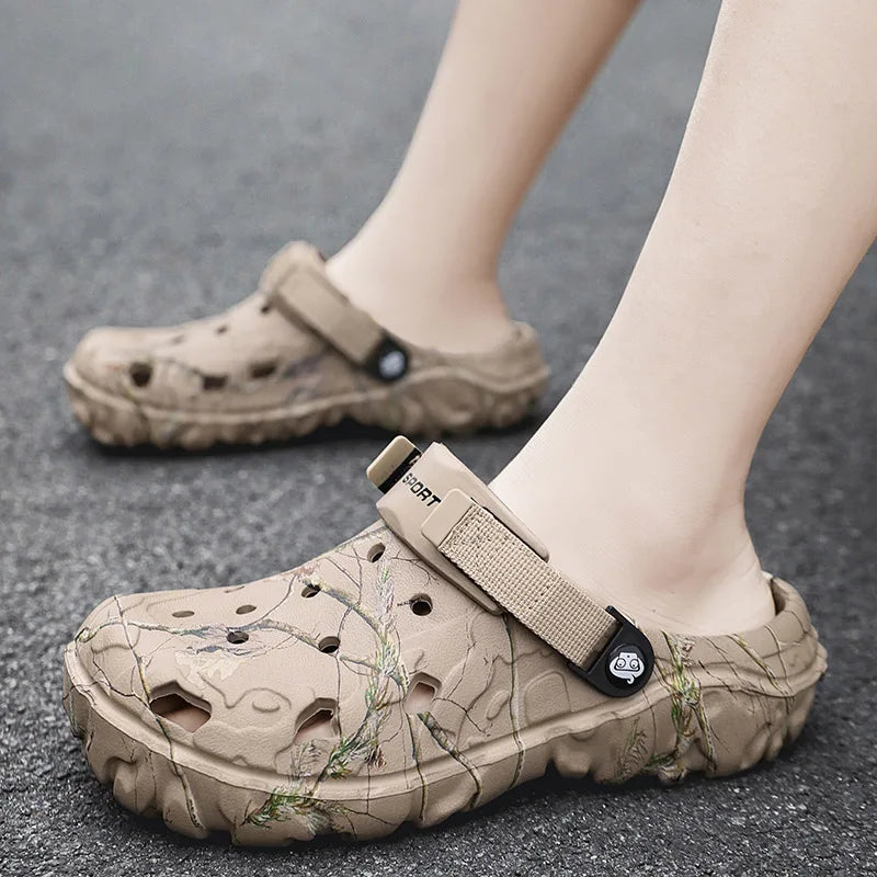 Men Camo Clogs Outdoor Garden Shoes Non Slip Lightweight Slip On Sandals Durable Beach Crocs Style