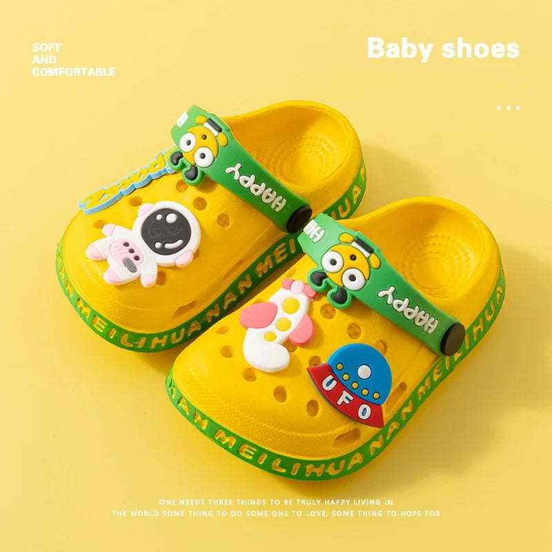 Kids Cartoon Garden Clogs Sandals Anti-Slip Summer Beach Shoes Soft EVA Slippers for Boys and Girls