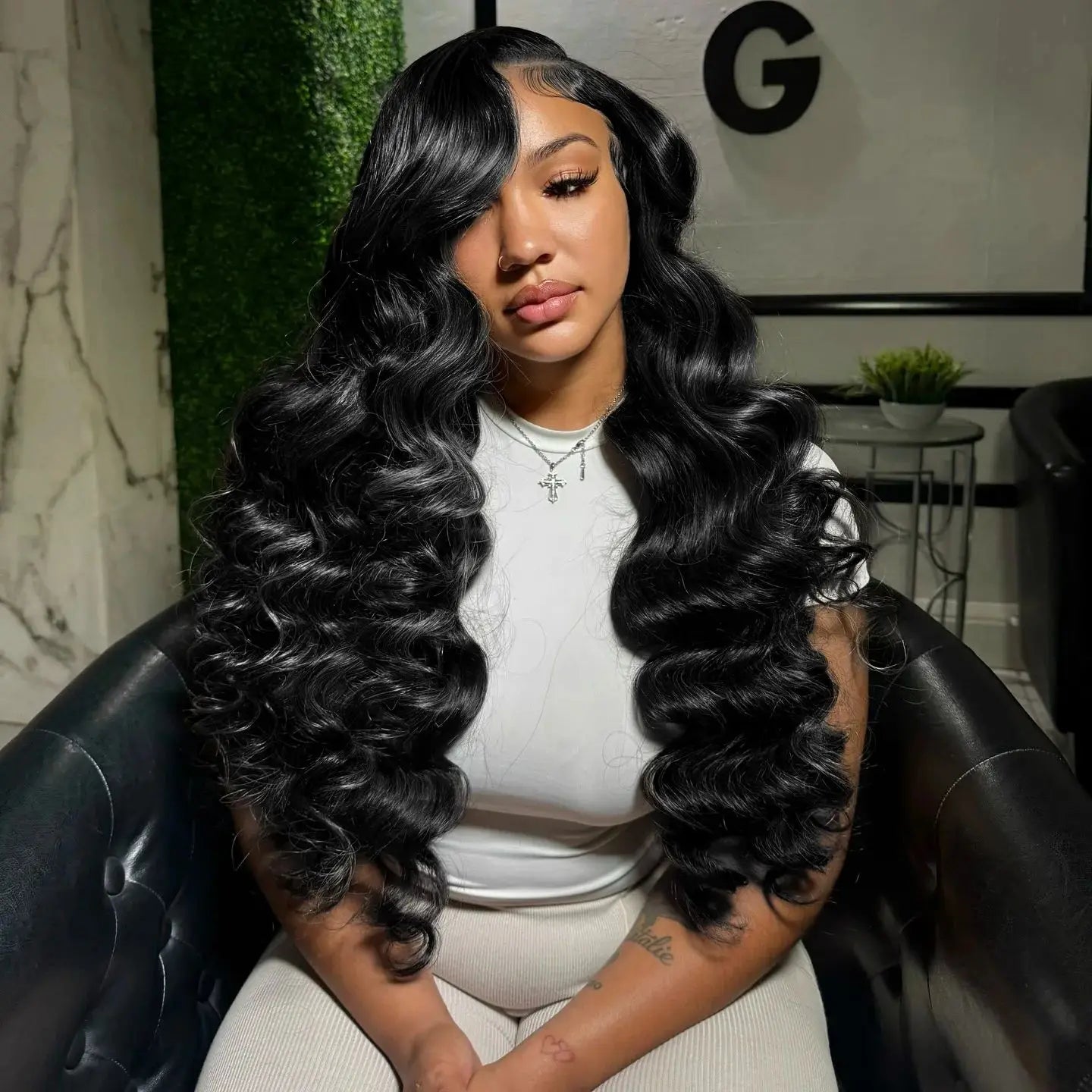Loose Deep Wave Human Hair Wig – HD Lace Front Glueless Wig Natural Hairline