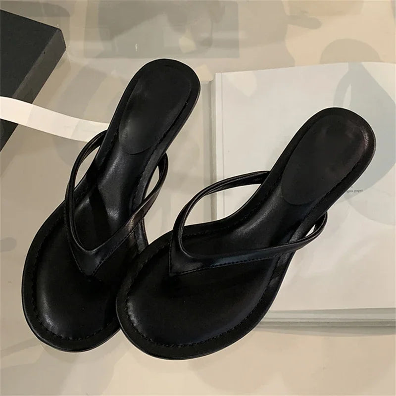 Women Clip Toe Low Heel Slippers Beach Casual Flip Flop Sandals