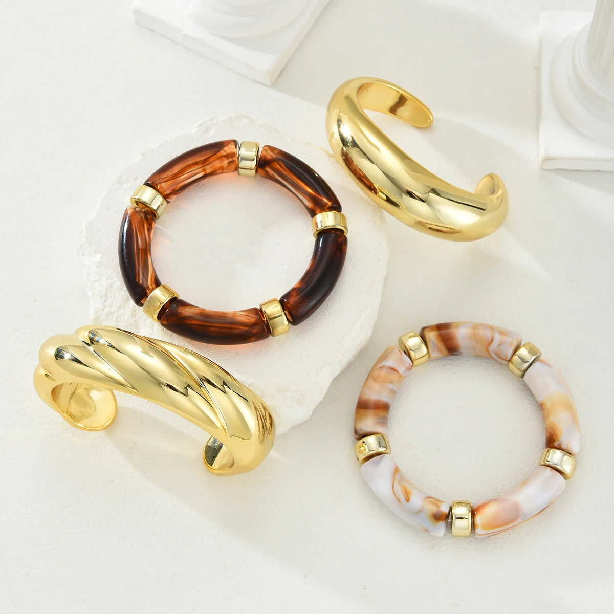 4pcs Resin Bangle Set Brown Vintage Elastic Bracelets for Women Gold Tone